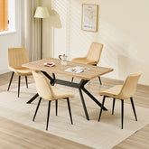Chaise de salle à manger Champagne avec revêtement en velours et pieds en métal.