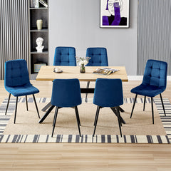 Chaise de salle à manger bleu foncé en velours hollandais avec pieds en métal.